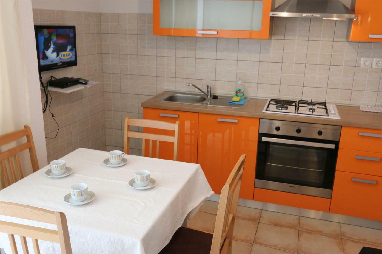 Apartments Hodzic Šilo Zewnętrze zdjęcie