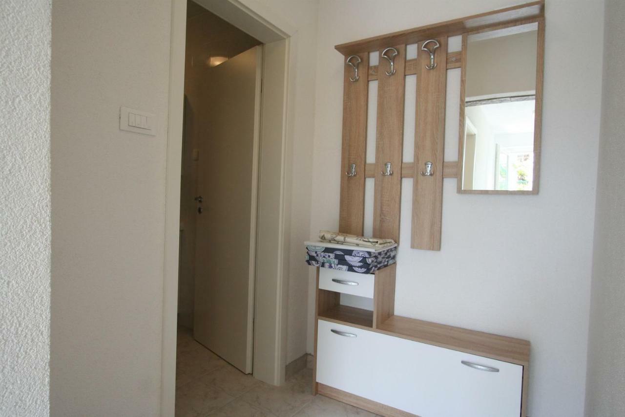 Apartments Hodzic Šilo Zewnętrze zdjęcie