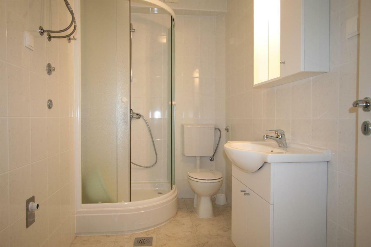 Apartments Hodzic Šilo Zewnętrze zdjęcie