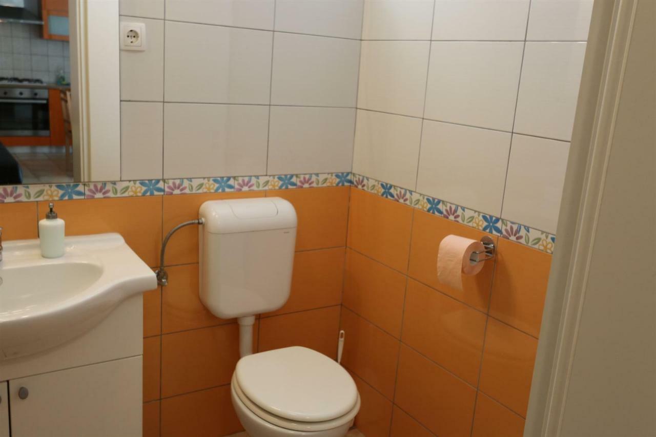 Apartments Hodzic Šilo Zewnętrze zdjęcie